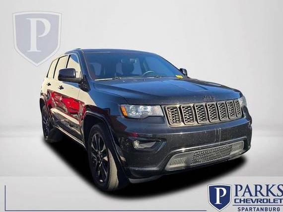 JEEP GRAND CHEROKEE 2018 1C4RJEAGXJC460473 image